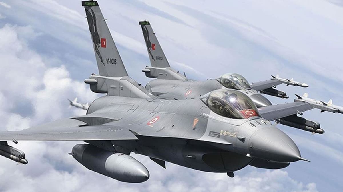Yunan medyası: Türk ve Yunan savaş uçakları Akdeniz'de karşı karşıya geldi