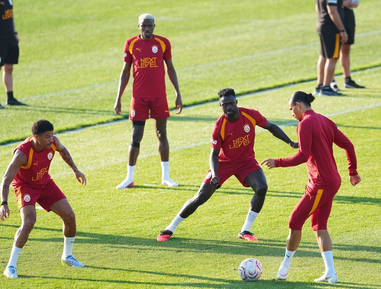 Galatasaray, Villarreal Maçı İçin Tüm Hazırlıklarını Tamamladı