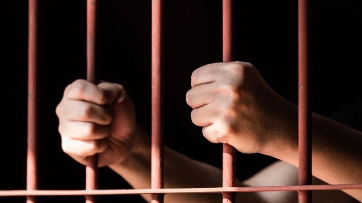Türkiye cezaevlerinde kapasite sorunu büyüyor: 'İğne atsan yere düşmez' durumu