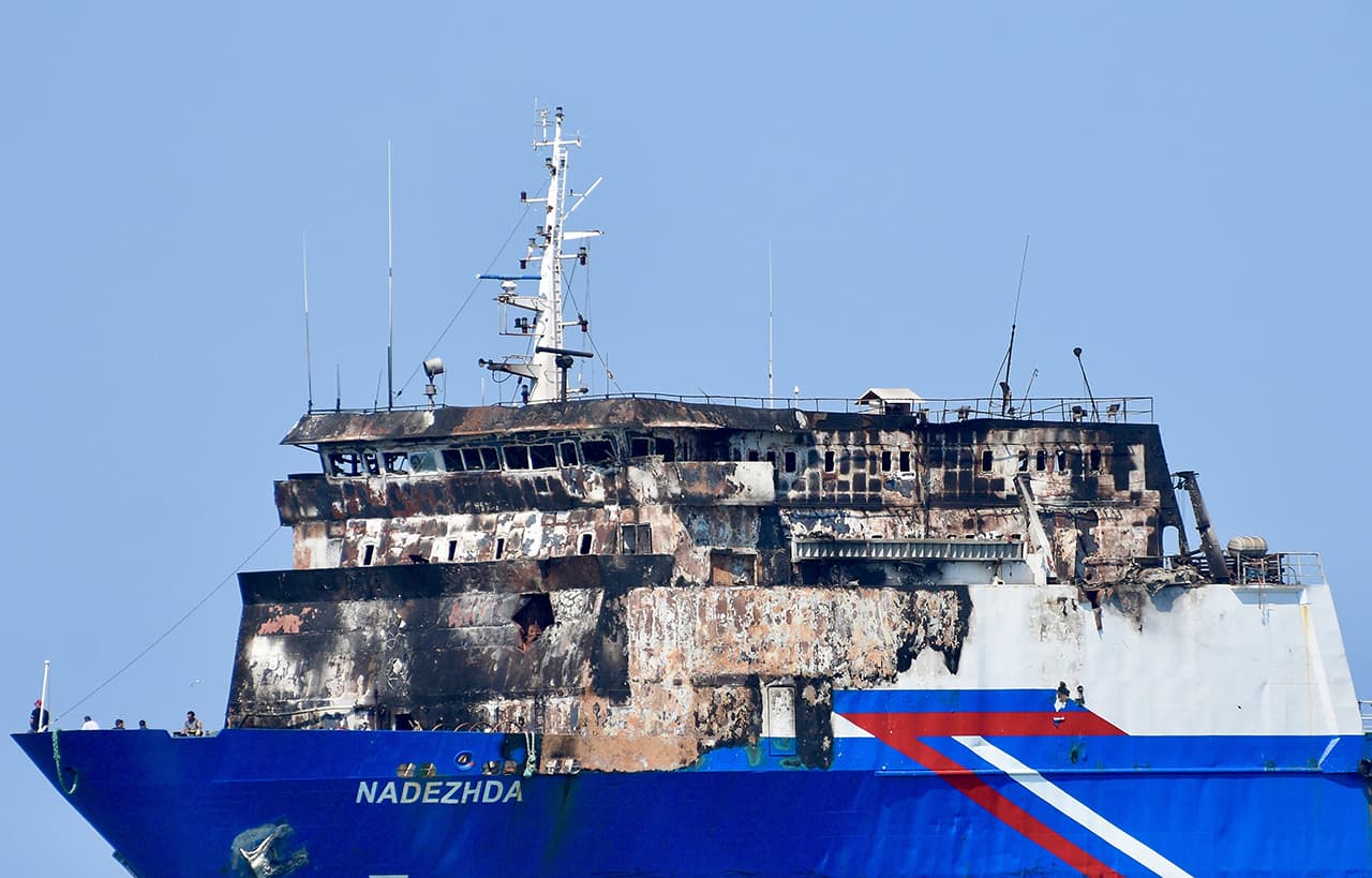 Karadeniz'de drone saldırısına uğrayan gemi Samsun'a ulaştı: Güvertede ağır hasar oluştu