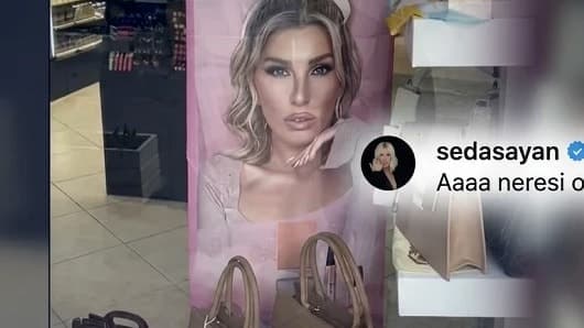 Samos Adası'ndaki kozmetik reklamı Seda Sayan benzerliğiyle sosyal medyayı salladı
