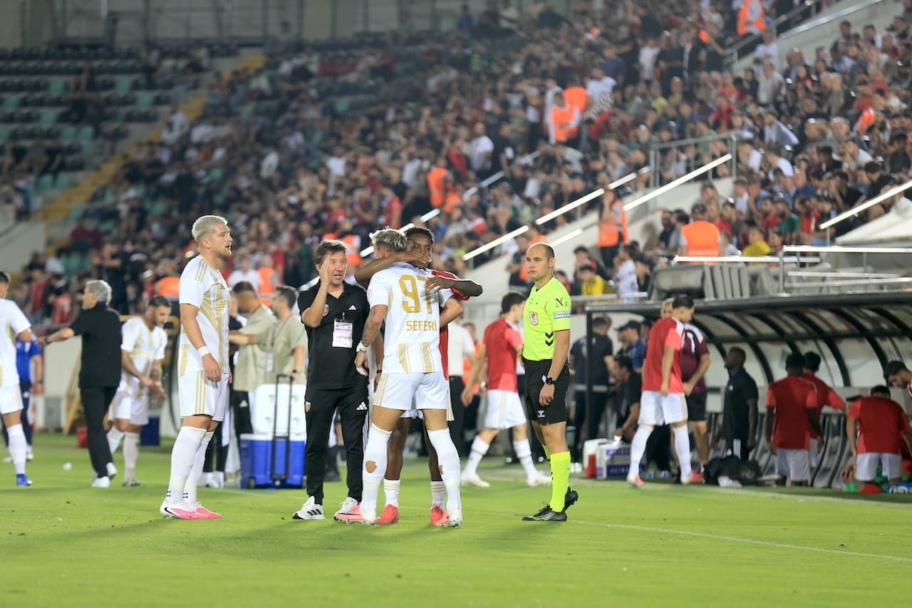 Kayserispor, Sefer'in golüyle sahadan galip ayrıldı