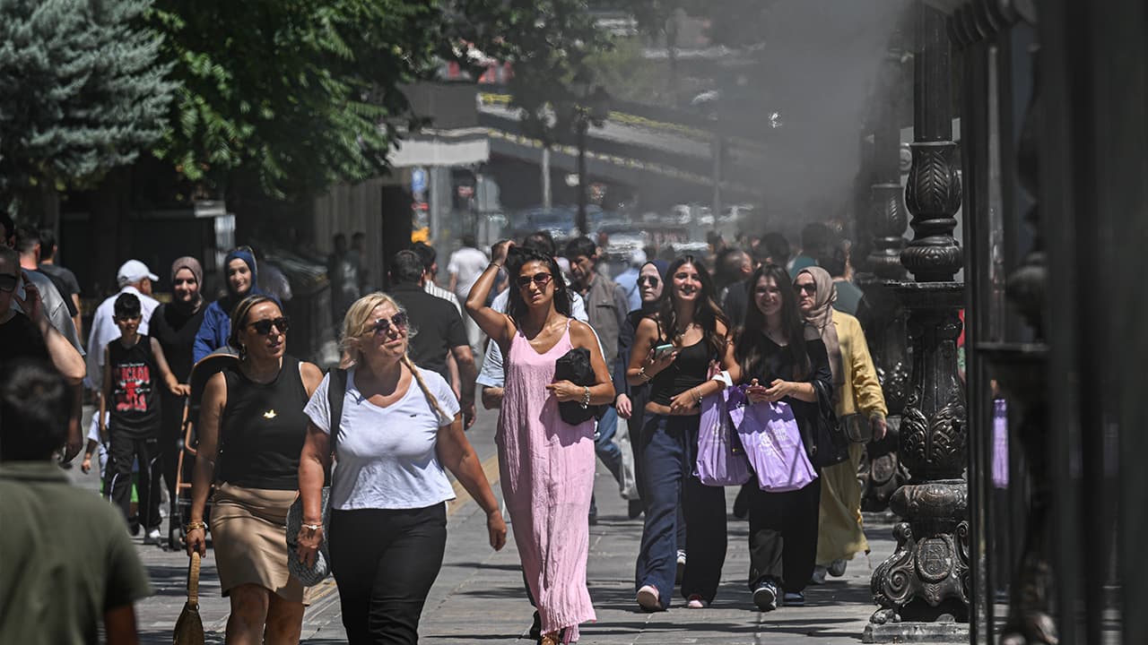 Meteoroloji uyardı: 30 kentte sağanak alarmı, sıcaklıklar bunaltacak