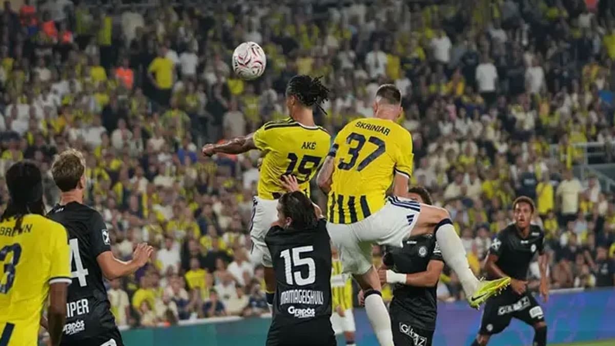 Fenerbahçe'de kritik deplasman öncesi kadro merakı: Muhtemel 11 belli oldu