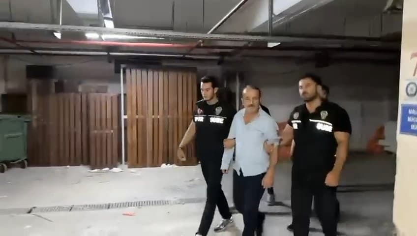UltrAslan liderinin evinden servet çıktı. Sebahattin Şirin'in evinde 8.5 saat süren arama