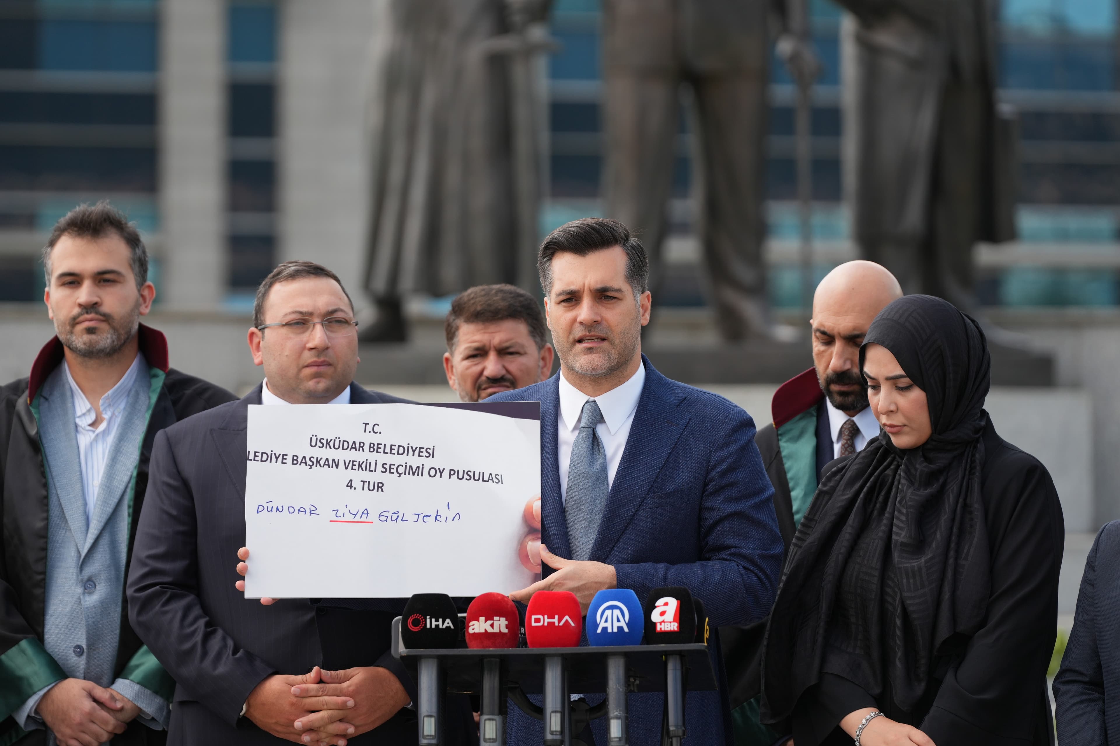 AK Parti, Üsküdar Belediye Meclisi başkanvekili seçimini yargıya taşıdı
