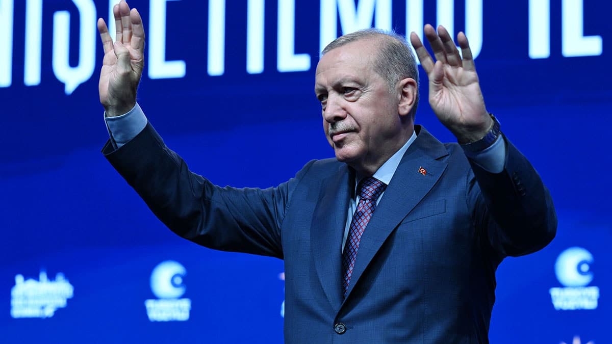 Kamuoyu araştırması: 'Erdoğan siyaseti bıraksa AKP sona erer mi?' sorusuna vatandaştan dikkat çeken yanıt
