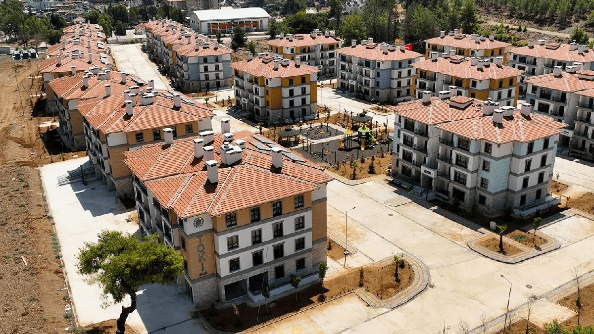 Belediyeden konut hamlesi: 350 ev ve 10 dükkan taksitle satışa çıkıyor