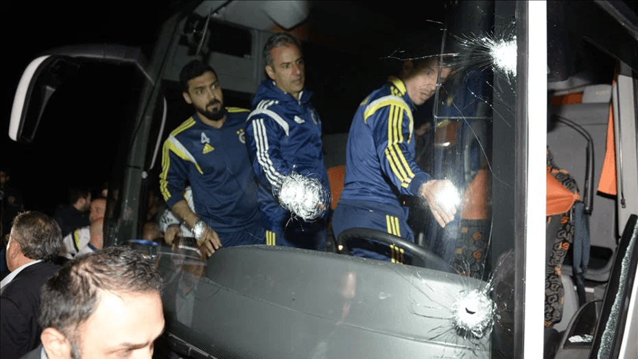 Fenerbahçe otobüsüne silahlı saldırı: 11 yıl sonra 5 şüpheliye gözaltı