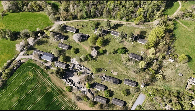Bir İstanbul evi kadar: Almanya'da bir köy satışa çıkarıldı