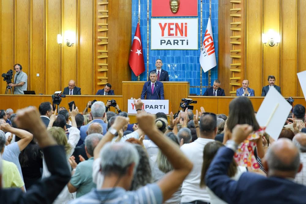Özgür Özel ve iki milletvekilinin dokunulmazlık fezlekesi TBMM gündeminde