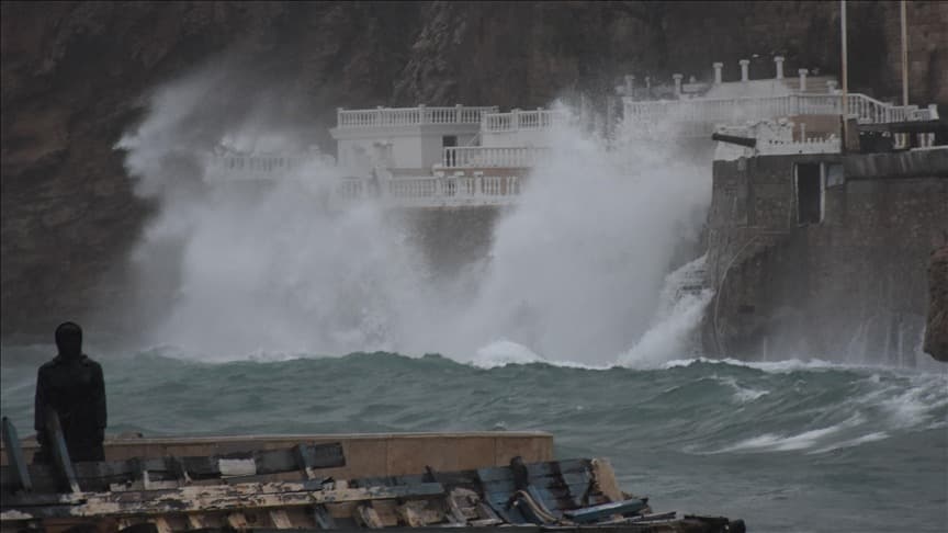 Meteoroloji'den fırtına uyarısı: 7 ilde denize giriş yasaklandı