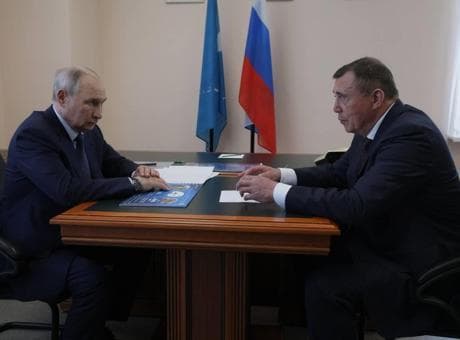 Putin, Japonya'nın 'Kuzey Toprakları' diye nitelediği Kuril Adaları'na ilk kez ayak bastı