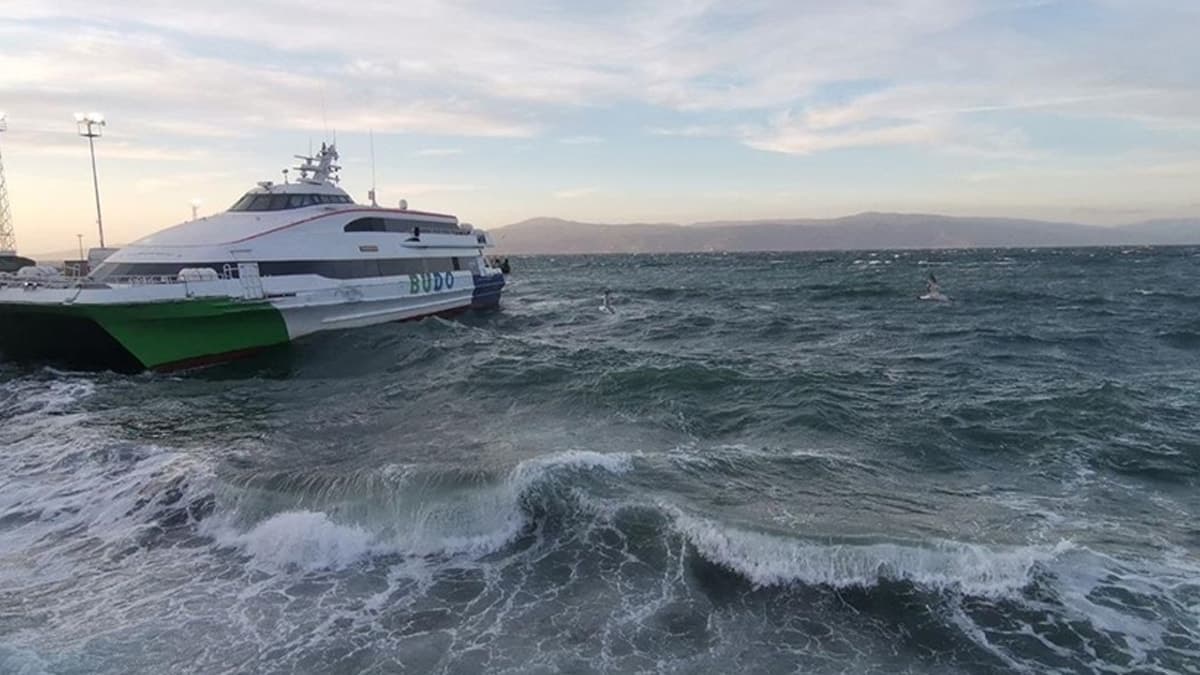 Bursa-İstanbul deniz seferleri olumsuz hava koşulları nedeniyle iptal edildi