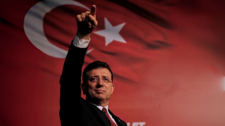 İmamoğlu, Yeni Parti'nin İstanbul'daki ilk üyesi olarak kayıtlara geçti
