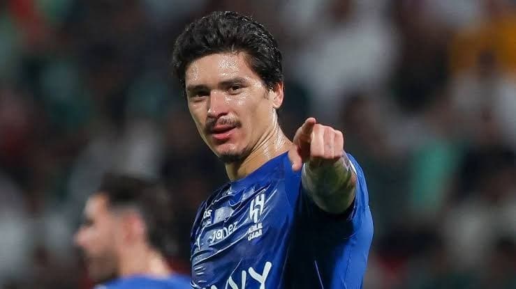 Salah'tan sonra bir dünya yıldızı daha bitti! Yarın Türkiye'ye geliyor