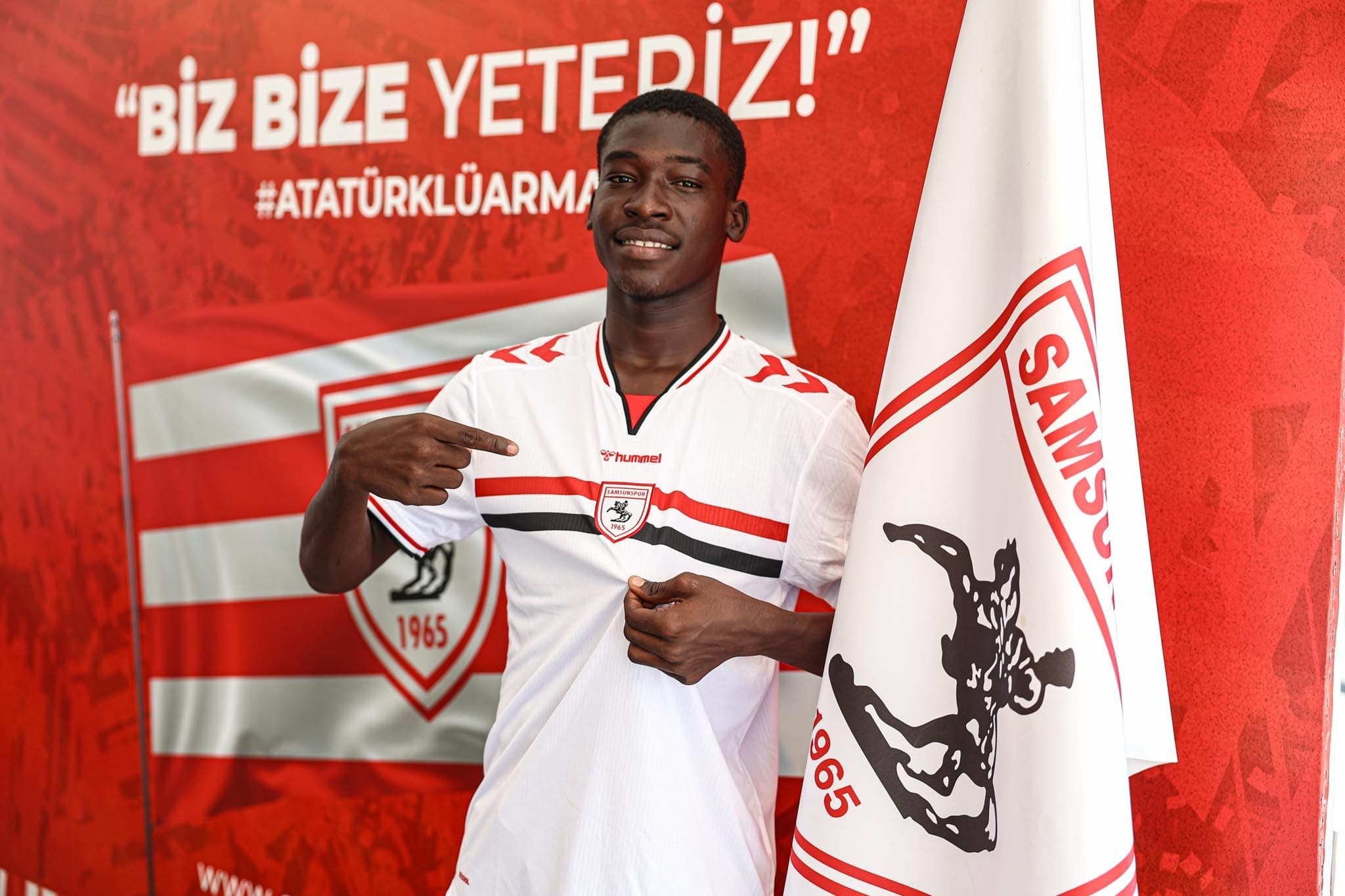 Samsunspor, 18 yaşındaki genç yıldızını resmen duyurdu