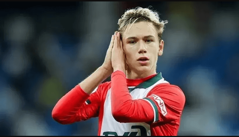 Galatasaray'da istifa fırtınası: Yönetim transferde son virajda
