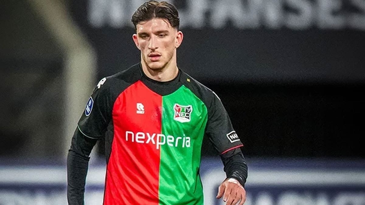 Galatasaray'ın transfer gündemindeki Ahmetcan Kaplan, yeni kulübüne imza attı