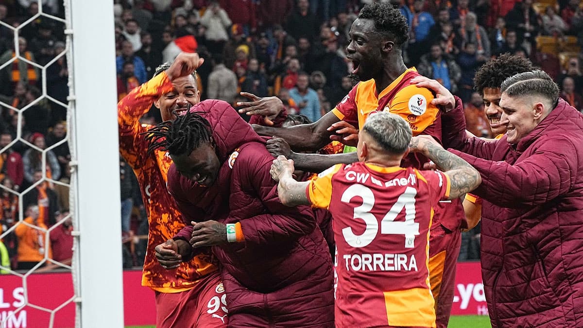 Galatasaray'a 40 milyon euroluk dev teklif: Bu sefer Osimhen değil!