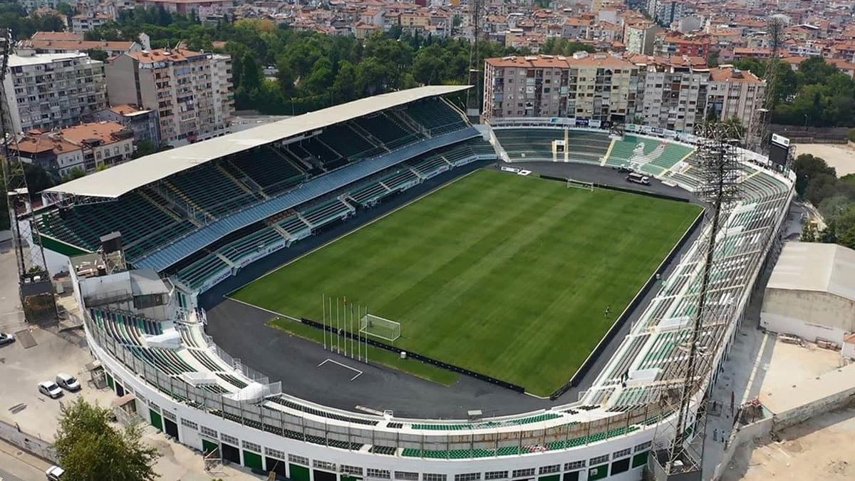 60 Yıllık Dev Kulüp, Sezon Başlamadan Küme Düşme Tehlikesiyle Karşı Karşıya