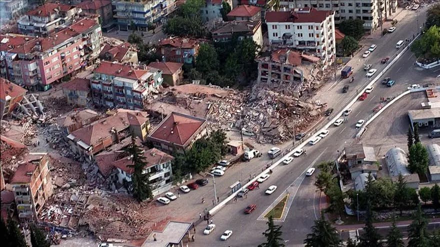 17 Ağustos'un 27. yılı: Yürekleri dağlayan acı 27 yıldır dinmedi