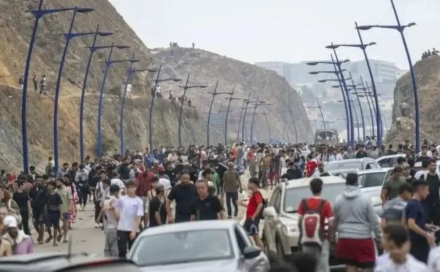 Sınırda Yoğun Göçmen Hareketliliği: Mesajlaşma Uygulamaları Üzerinden Örgütleniyorlar