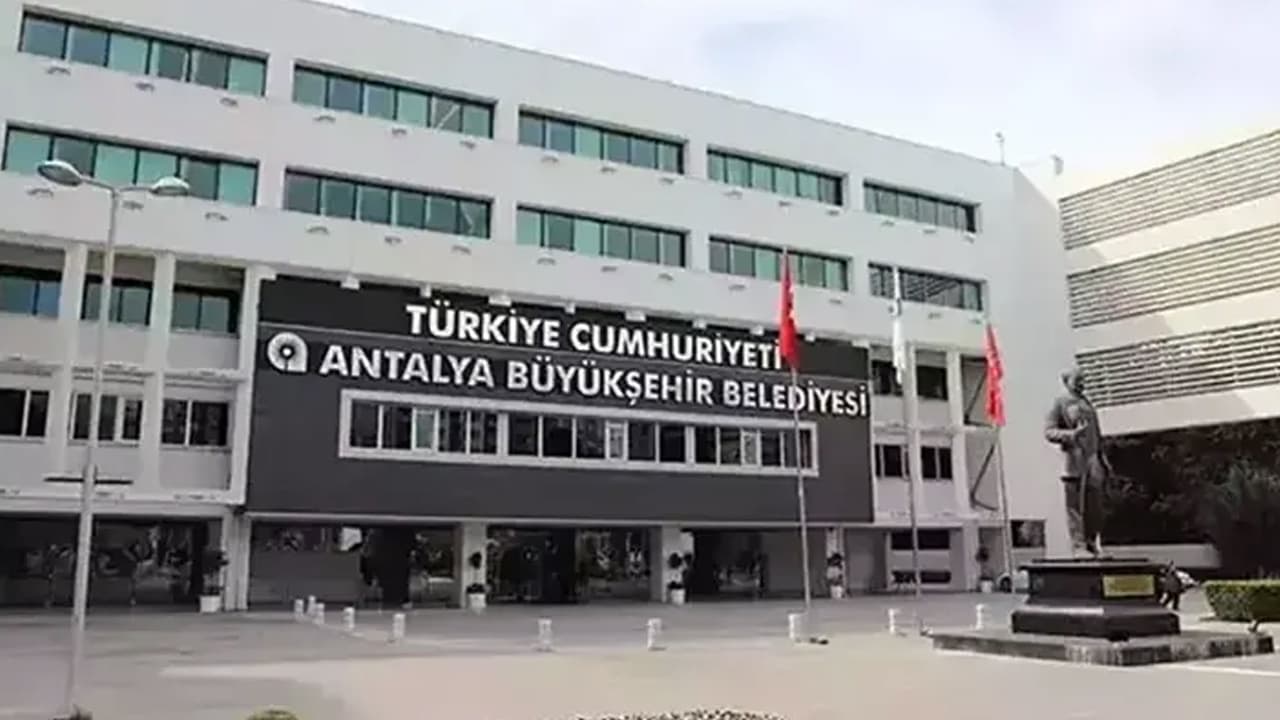 Antalya Büyükşehir Belediyesi ihalelerine müfettiş incelemesi