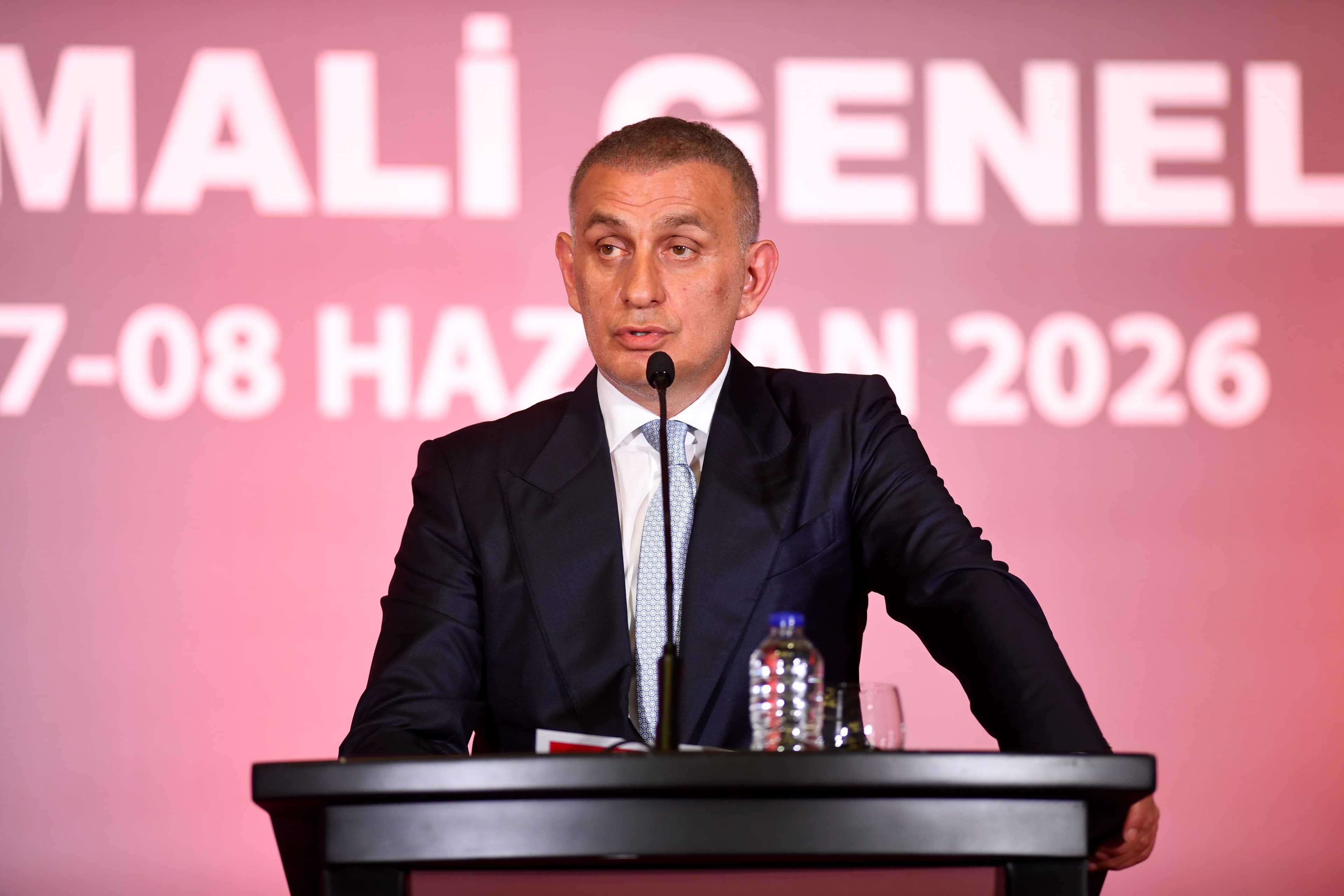 TFF'den genç oyunculara devrim niteliğinde karar: Zorunlu kalma süresi kaldırılıyor