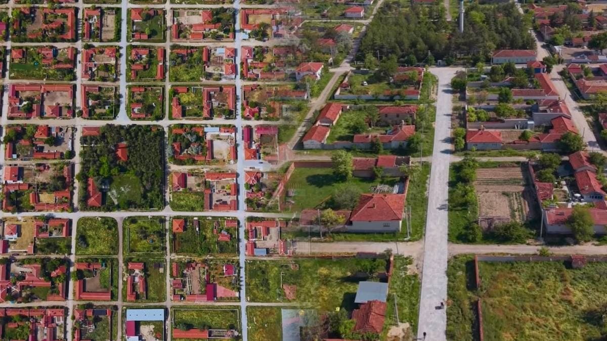 Barcelona'yı andıran 113 yıllık Türk köyü görenleri hayran bırakıyor