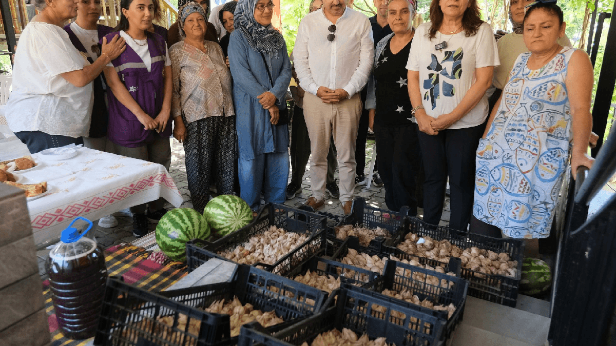 Sessiz başladı kader değişti: Topraktaki zenginliği 15 günde çıkardılar