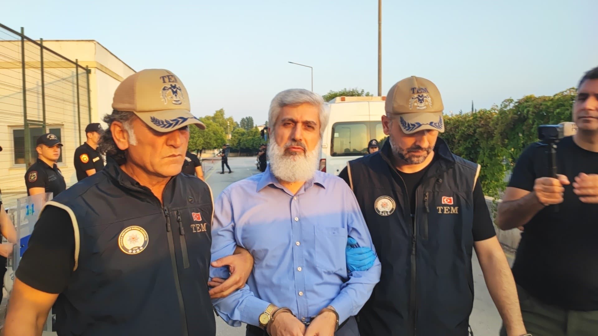 Furkan Vakfı kurucusu Alparslan Kuytul ve eşi gözaltında: 6 ilde operasyon, 32 şüpheli