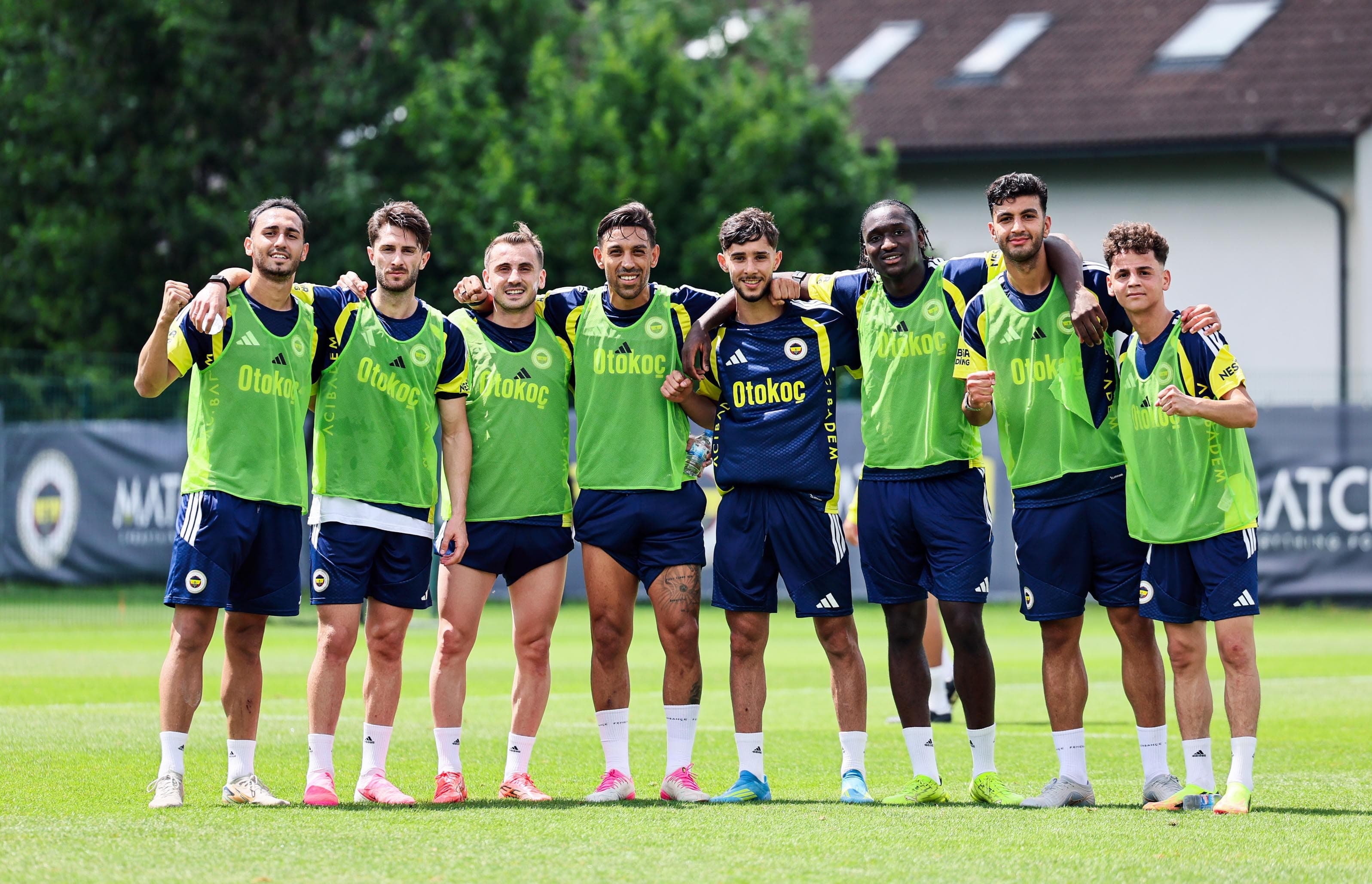 Fenerbahçe'de sürpriz olmadı: Beklenen ayrılık resmen açıklandı