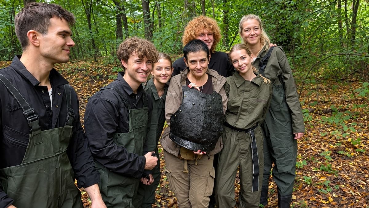 Film platosu için hazine ararken tarihi define buldular
