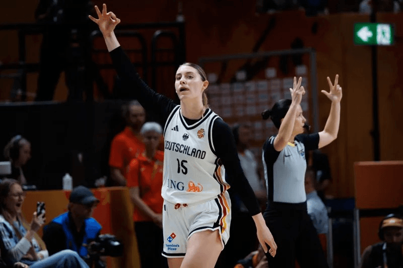 Fenerbahçe Tarfin, Alman guardı kadrosuna kattı