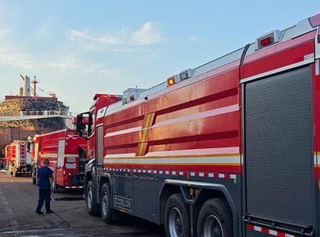 Çin'de tersanede korkunç yangın: Yabancı kargo gemisinde 20 kişi hayatını kaybetti