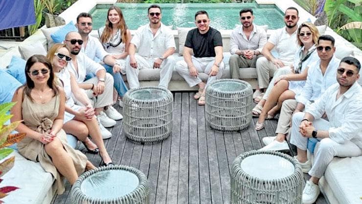 Parcel Estates 20 Çalışanını Bali'de Workation Kampına Götürdü