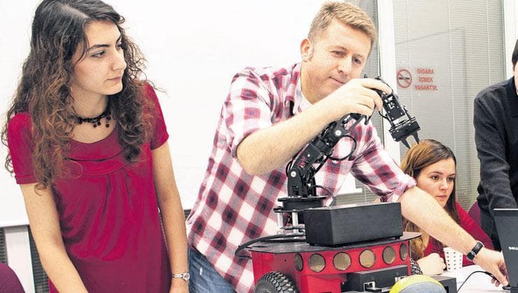 Yerli yapay zeka hamlesi: Üniversitelerde 81 yeni program, 785'e ulaşan eğitim ağı