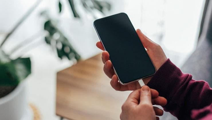 Akıllı Telefon Pil Ömrünü Uzatmanın Sırları: Bataryanızı Çöpe Atmadan Önce Bilmeniz Gerekenler