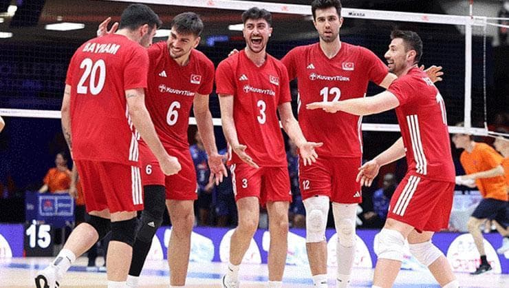 Filenin Efeleri Belgrad'da Kritik Virajda: Sırbistan Maçıyla VNL'de İlk Galibiyet Peşinde