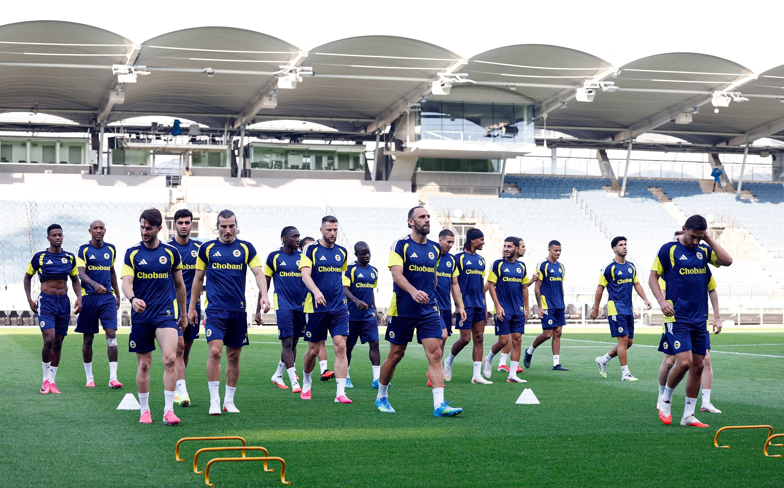 Fenerbahçe, Sturm Graz deplasmanına hazır: Son antrenman tamamlandı