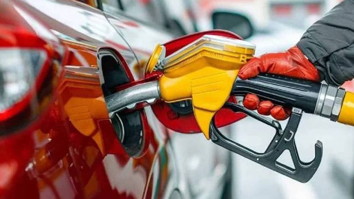 Motorinde 10 TL'lik İndirim Yolda: ÖTV Sıfırlandı, Pompada Fiyatlar Düşecek