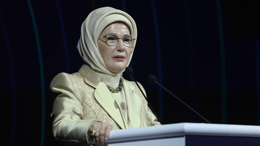 Emine Erdoğan'dan AK Parti'nin 25. yılına anlamlı mesaj