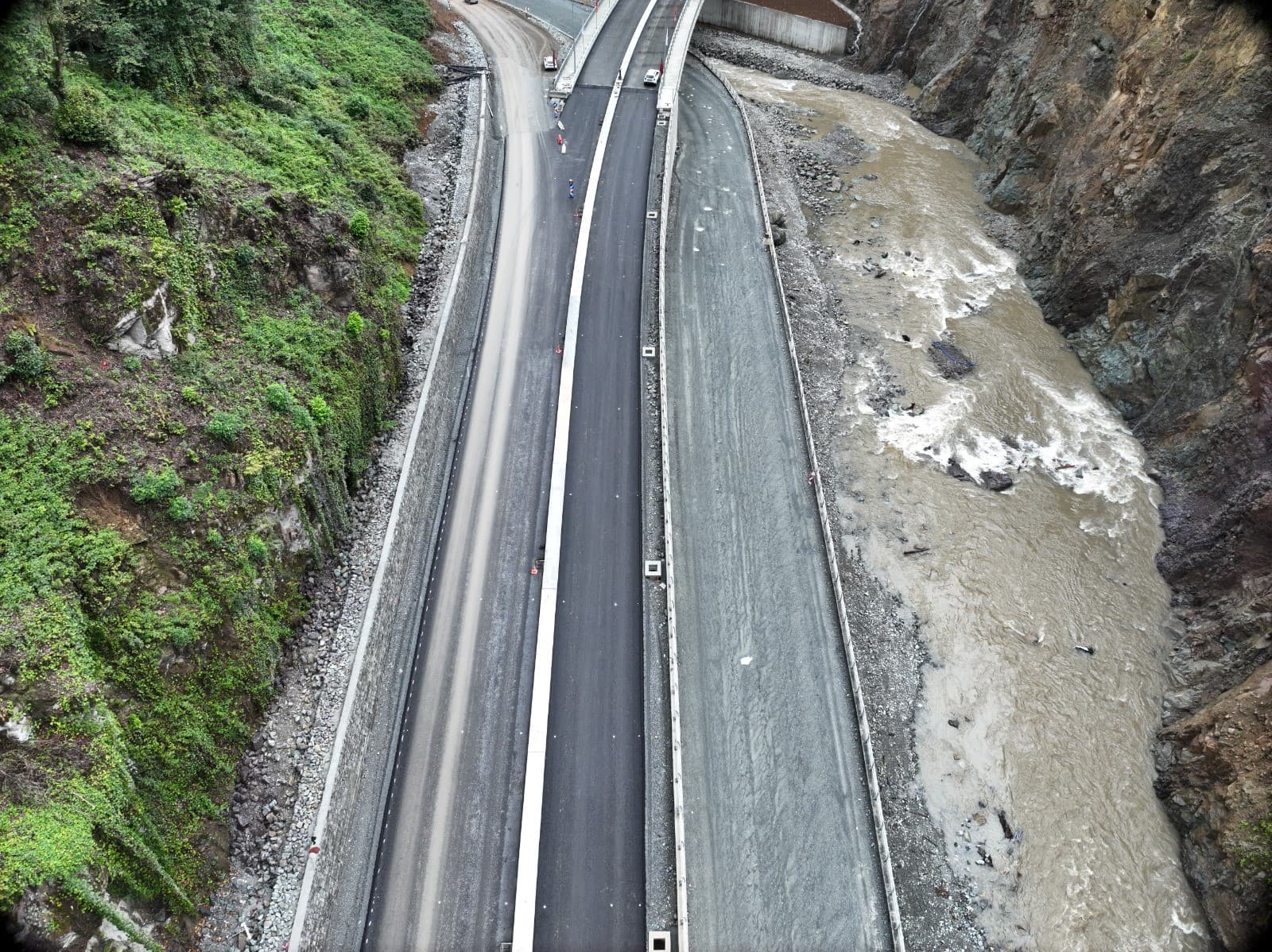 Karadeniz'in göz bebeği Ayder'e ulaşım kolaylaşıyor: 1 saatlik yol 35 dakikaya iniyor