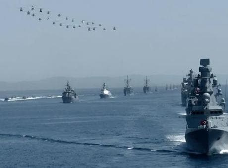 Yunanistan'ı ayağa kaldıran 'Deniz Milli Parkı' kararı: Atina basını '3 hedef' iddiasını manşetlerine taşıdı