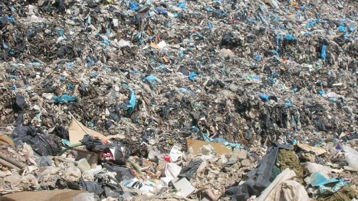 Çöpten toplanan poşetlerle tarih yazan takım: İmkânsızı başardılar