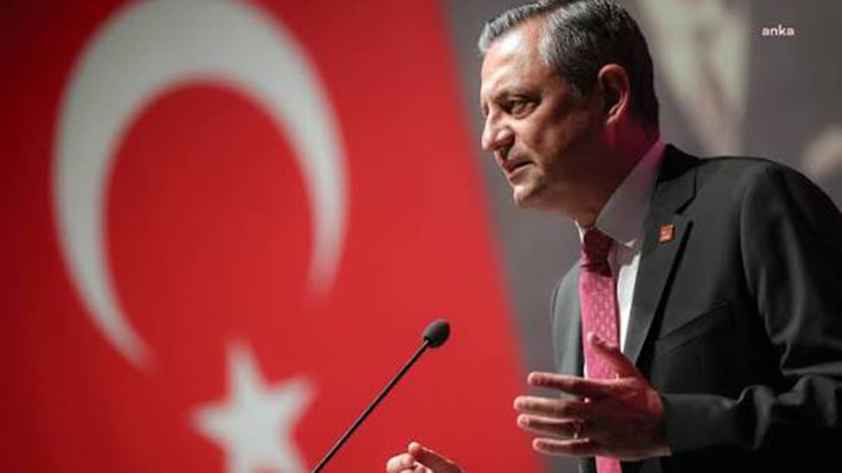 Spor yazarı Melih Meriç'e bıçaklı saldırı: Özgür Özel'den sert tepki