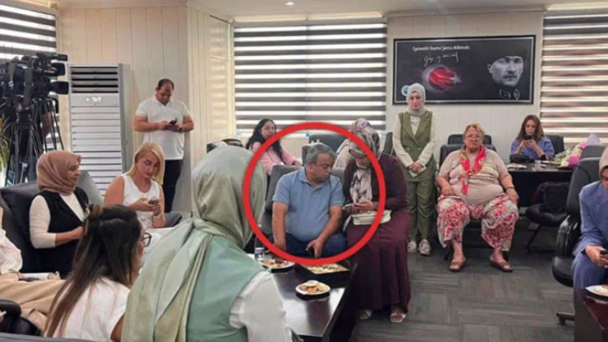 CHP'li meclis üyesi AKP'nin etkinliğinde görüldü: 'İttifak mı kuruluyor?' tartışması