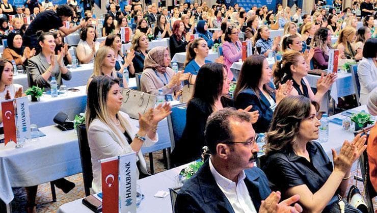 Halkbank'ın Üreten Kadınlar Buluşması Kayseri'de: 280 Bin Girişimciye 140 Milyar TL Destek