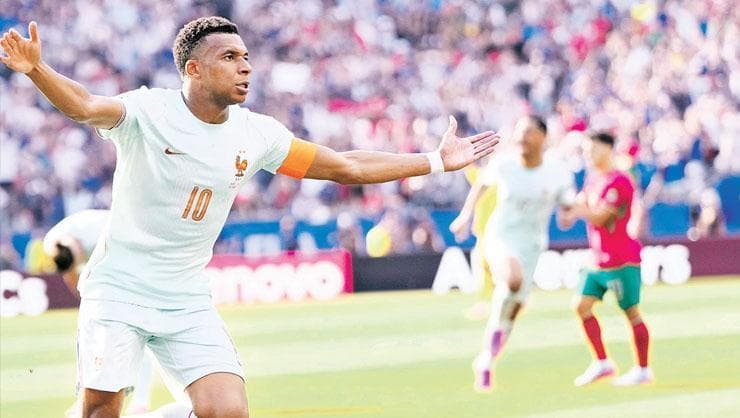Mbappe Rekor Kırdı, Fransa Yarı Finalde! Penaltı Kaçırdı Ama...